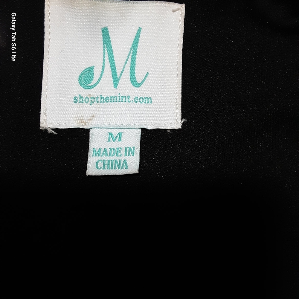 SHOP THE MINT SIZE M.Sequin Black Dress - Picture 3 of 11